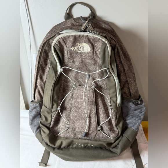 nuna triv next vs uppababy cruz v2 Connector for V1/V2/V3 Bassinets, Fits for & for Nuna Swiv Strollers, Easy Installation, Safe and Stable Adapter, Strong and Durable, 2 Pack : Baby crib skirt Color:Dry Bread GIANT 「ジャイアント」 ESCAPE R